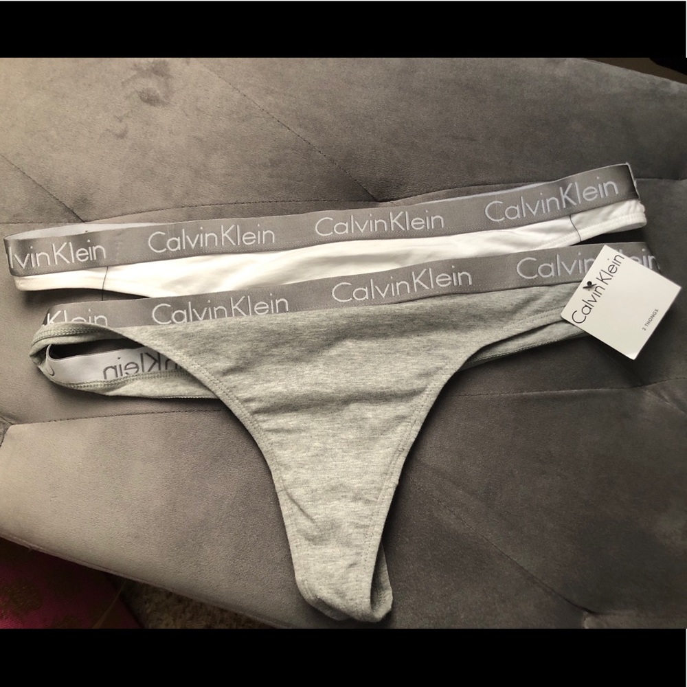 Calvin Klein 2 Pack Thongs NWT